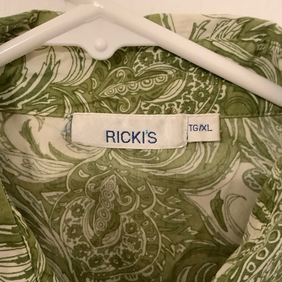 Green 70’s style swirl blouse - Picture 3 of 3